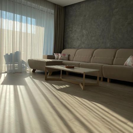 Greenbay Apartment With Free Parking Trenčín Dış mekan fotoğraf