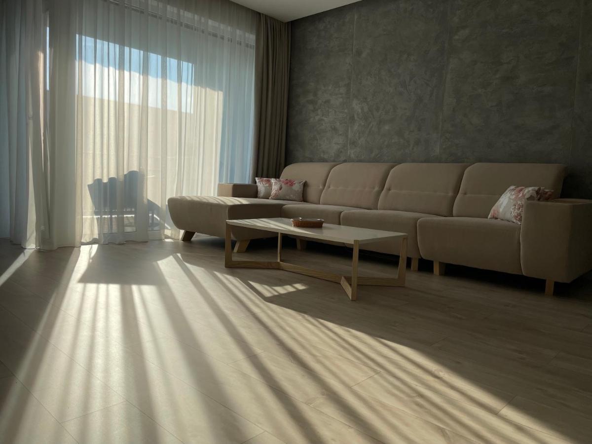 Greenbay Apartment With Free Parking Trenčín Dış mekan fotoğraf
